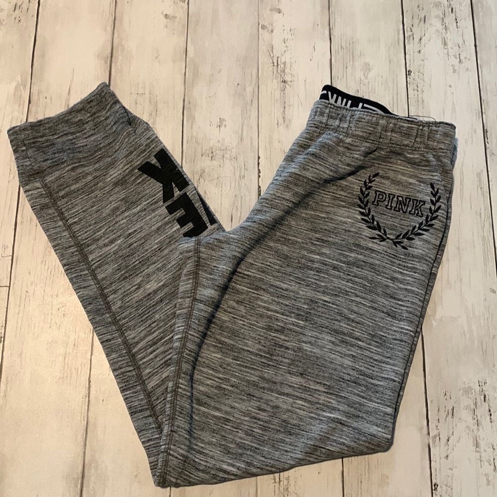 PINK Victoria’s Secret sweat pants SZ Medium